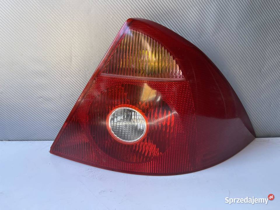 FORD MONDEO MK3 PRAWA LAMPA SEDAN TYŁ Ostroróg sprzedam