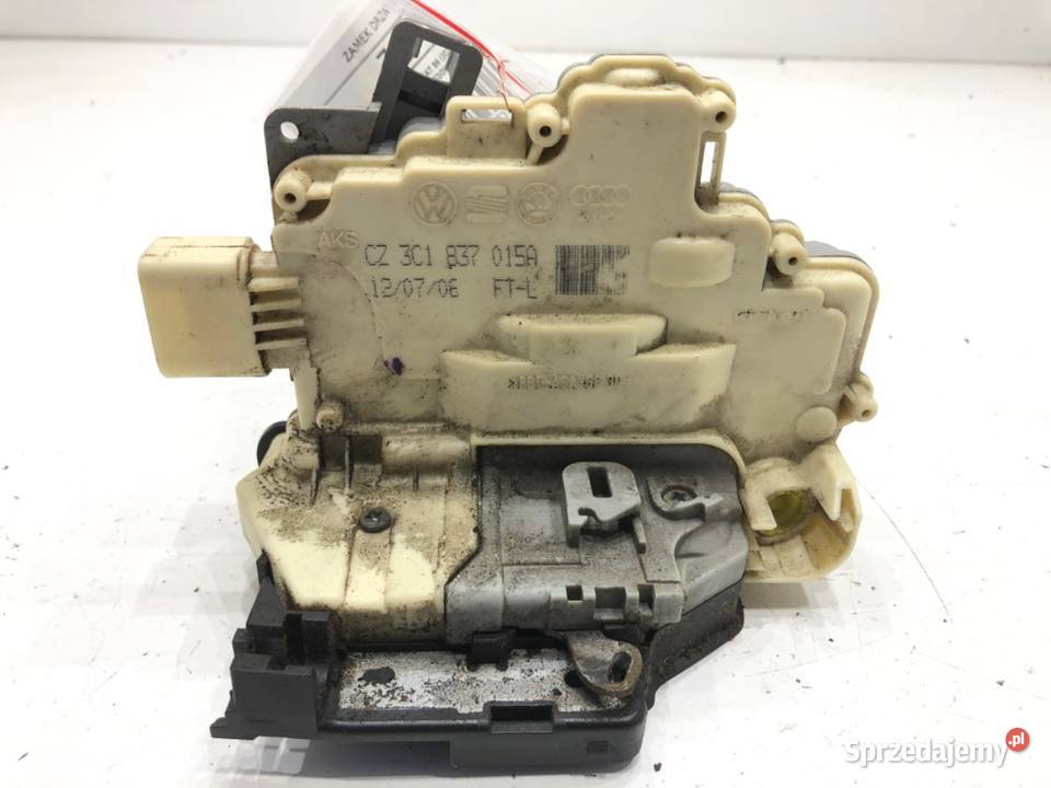 ZAMEK DRZWI LEWY PRZÓD VW PASSAT B6 Hatchback