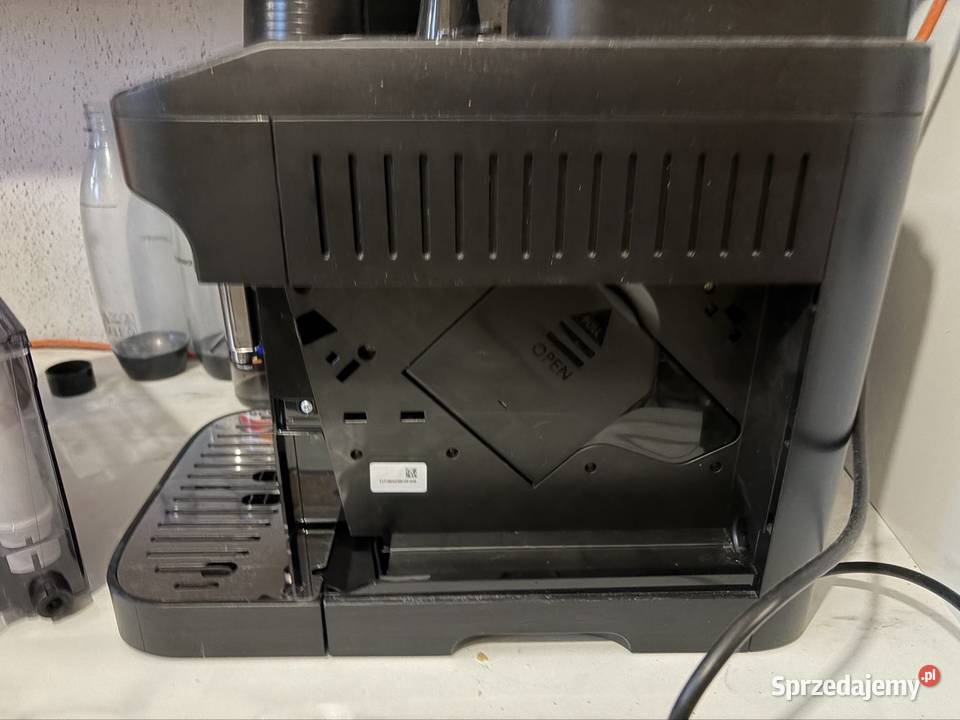 Ekspres do kawy DeLonghi Magnifica ECAM29051B o Mikołów