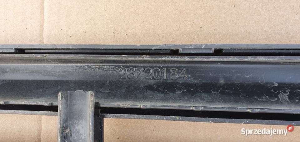 VOLVO FH4 STOPIEŃ W GRILL ATRAPE 23720184 Bieleń sprzedam