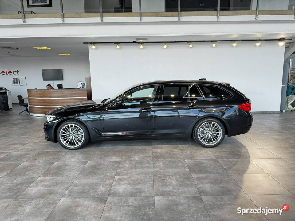 BMW 530 i Touring Sportline 252 automat xdrive aluminiowe felgi Myślenice sprzedam