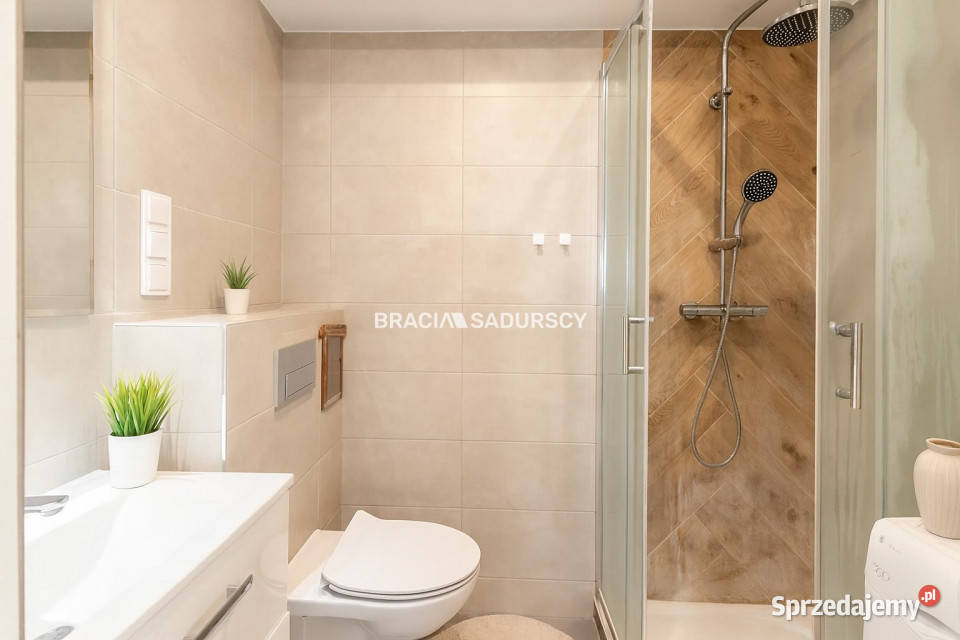 Do sprzedaży mieszkanie 6984m2 Kraków al Pokoju 69.84m2