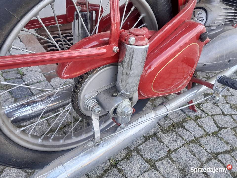 Jawa perak 250 z dokumentami Mirzec