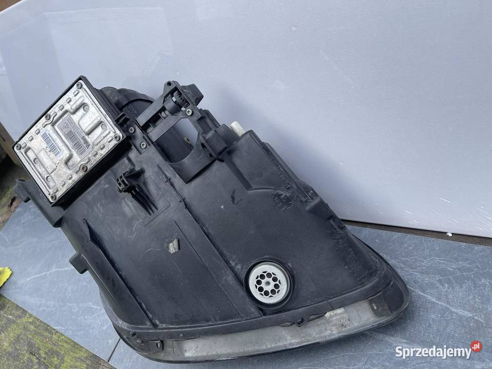 PORSCHE CAYENNE LEWA LAMPA BIXENON NIESKRĘTNY Ostroróg