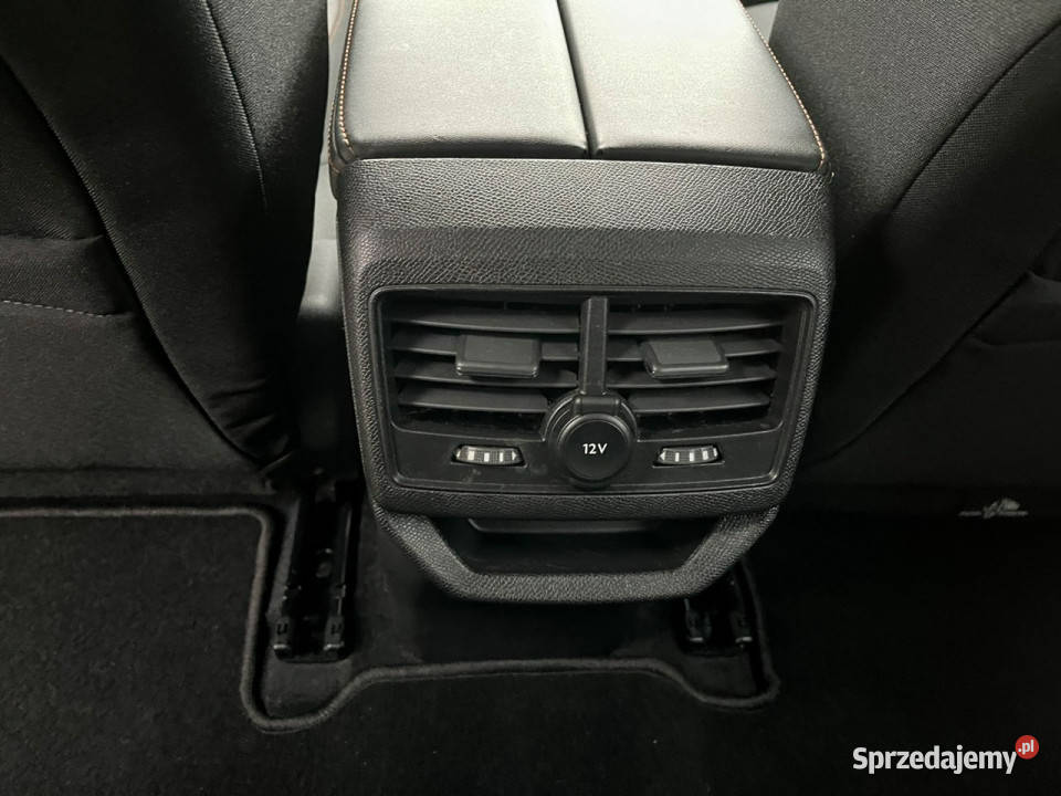 Peugeot 3008 Kamera cofania Czujniki parkowania Lipówki