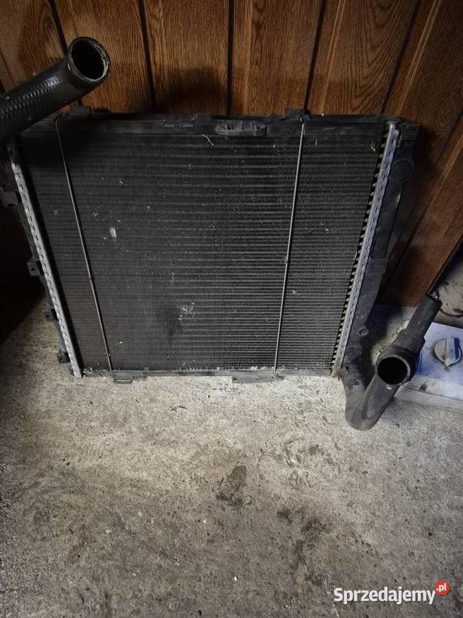 Chłodnica mercedes w 124 oryginał osobowe Trzebownisko sprzedam