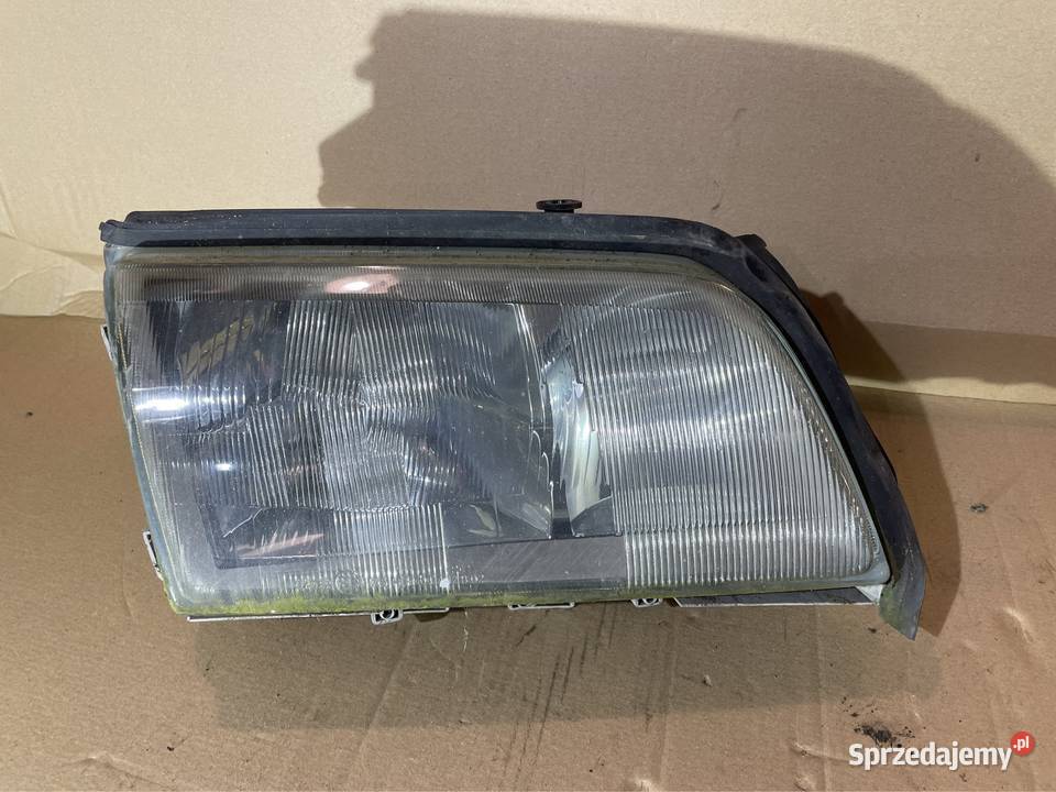 Lampa reflektor prawa przod mercedes c w202 Rok produkcji 1998