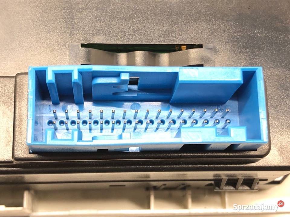 PANEL STEROWANIA NAWIEWU OPEL ZAFIRA B 13245114 osobowe