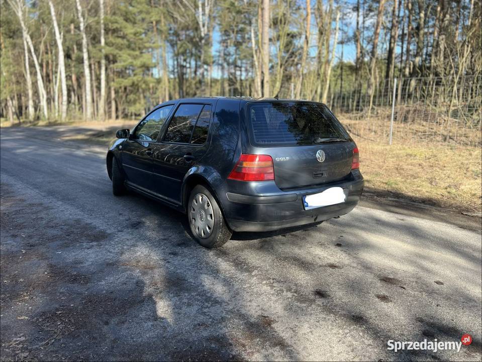 Golf 4 14 LPG oszczędny Motoryzacja Gizałki sprzedam