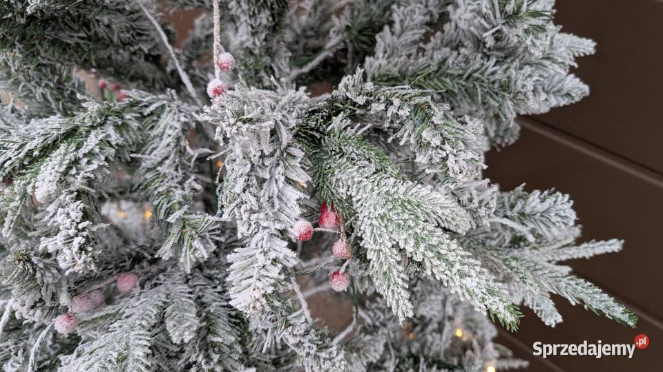 Choinka sztuczna DEWUR 180 ozdoby oświetlenie