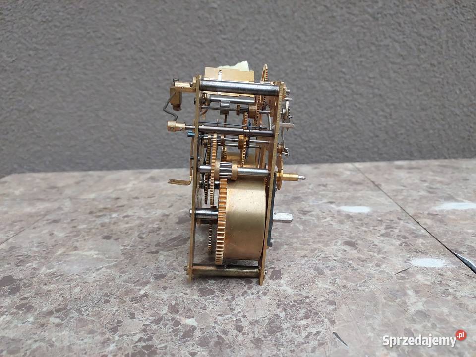 M130 Mechanizm starego zegara ściennego Kienzle Tczew