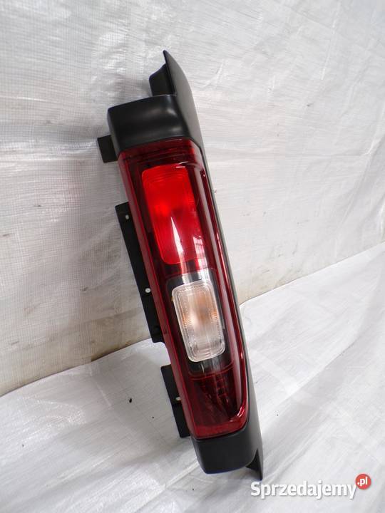 RENAULT TRAFIC III OPEL VIVARO B TYLNA TYŁ LEWA Lampy przednie