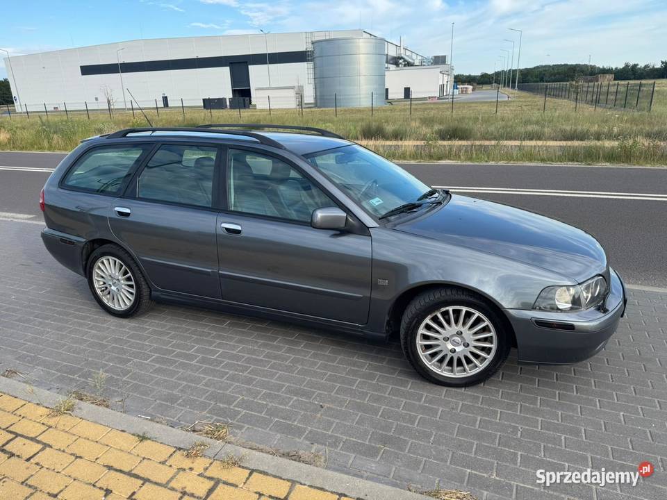 Volvo V40 I 18 2003r 122 Grudziądz