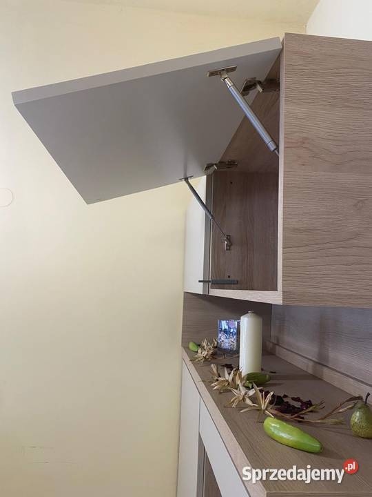 Kuchnia nowoczesna ekspozycja długość 380 Skawina