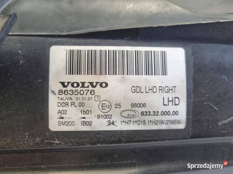 LAMPA PRAWA Volvo V70 III S80 II PRZEDNIA prawy