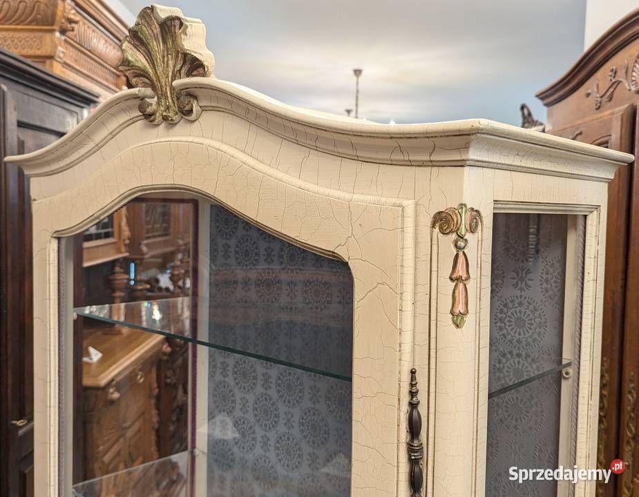 Piękna witryna ludwikowska ecruszer 88 sklep Dąbrowa Górnicza