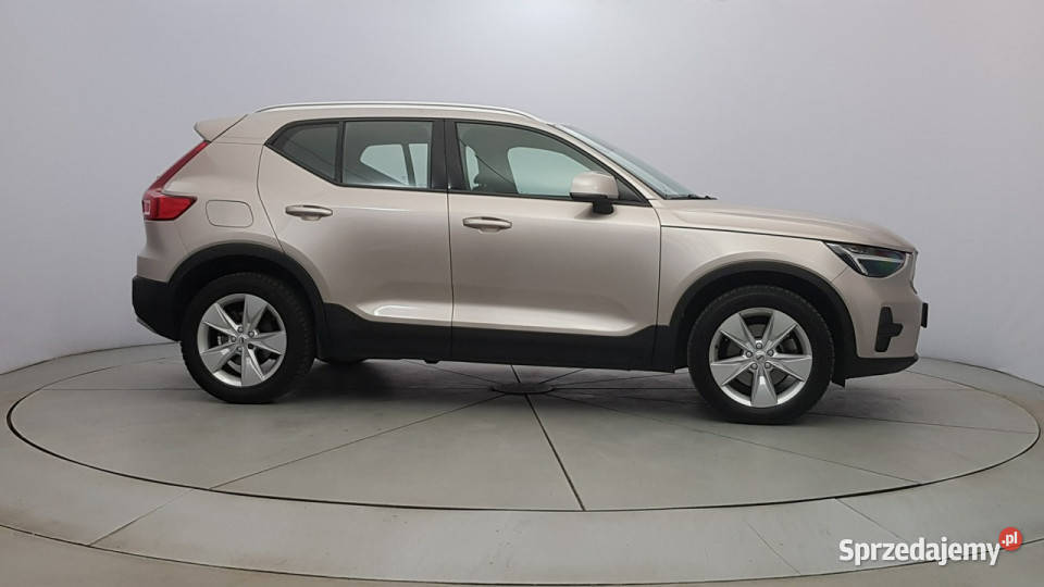Volvo XC 40 B3 Core aut Z Polskiego Salonu