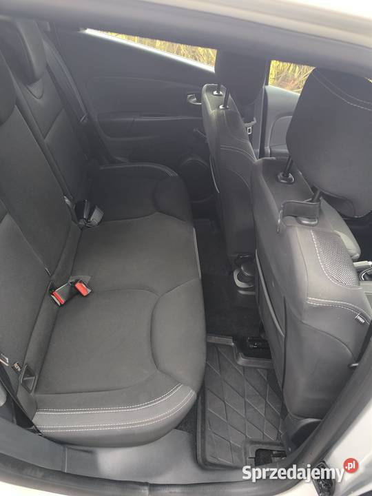 Salon Polska Renault Clio IV kombi 2018 90KM