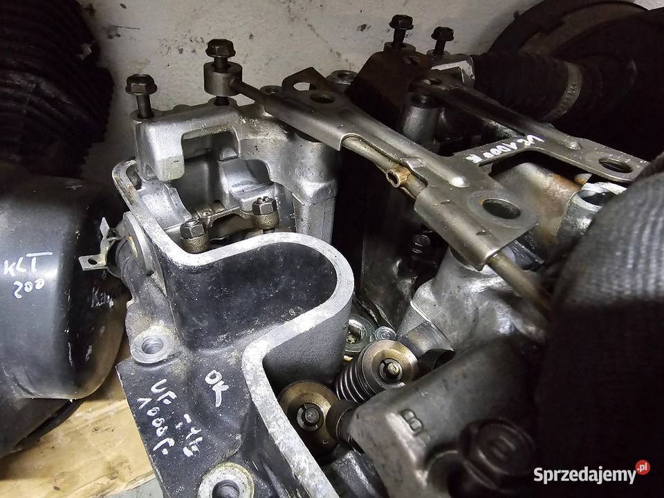 Honda VF 1000 głowica przód tył głowice vf1000 Jelenia Góra