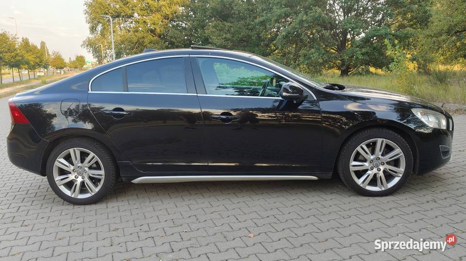 Volvo S60 24 diesel 205 AWD salon 2010r brązowy Toruń