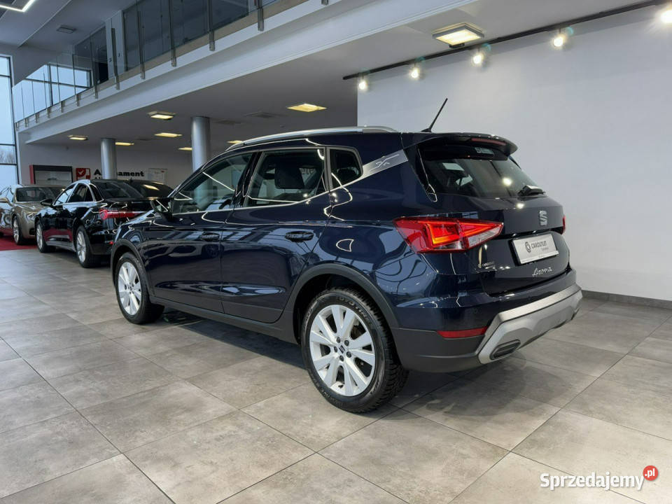 Seat Arona Xperience 10TSI 110 M6 2022 r salon centralny zamek małopolskie Myślenice