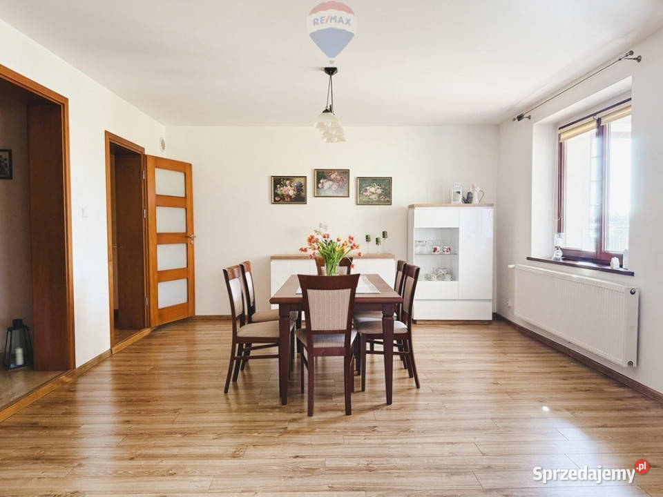 Komfortowy dom do zamieszkania w Czarkowie węglowe Czarków