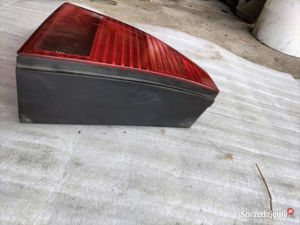 Volkswagen Bora LAMPA TYŁ TYLNA LEWA lubelskie Kamień-Kolonia