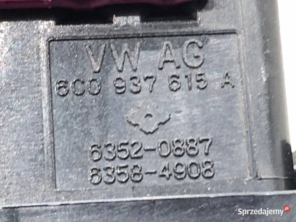 SKRZYNKA BEZPIECZNIKÓW SKODA FABIA III sprzedam