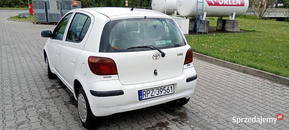 Toyota Yaris 2004 D4D  14 diesel nieuszkodzony