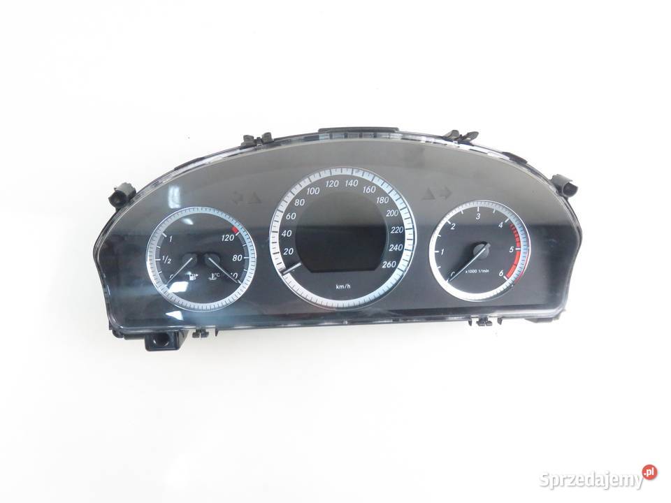 LICZNIK MERCEDES 204 C 220 CDI 2044400111 osobowe