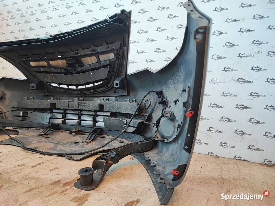 OPEL MERIVA B 12r zderzak przód Kielce