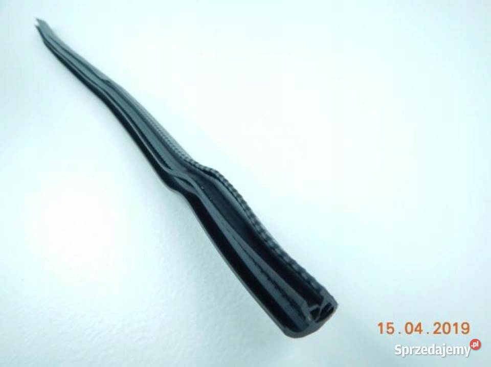 USZCZELKA DRZWI LEWY TYŁ DOLNA MAZDA 323 8603