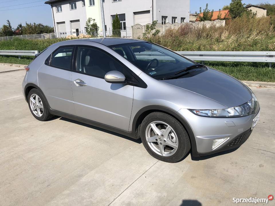 Honda Civic Ufo w znakomitym stanie lakier metallic mazowieckie Radom