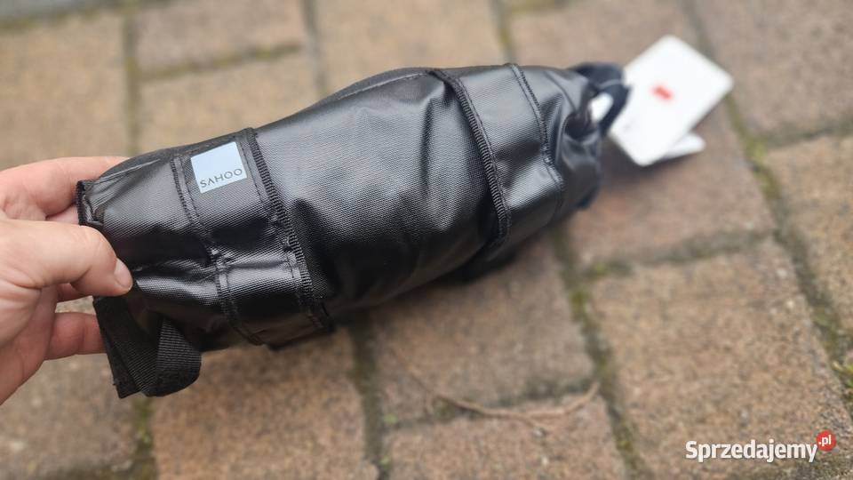 Torba piornik na kierownice czarny izolowany na śląskie