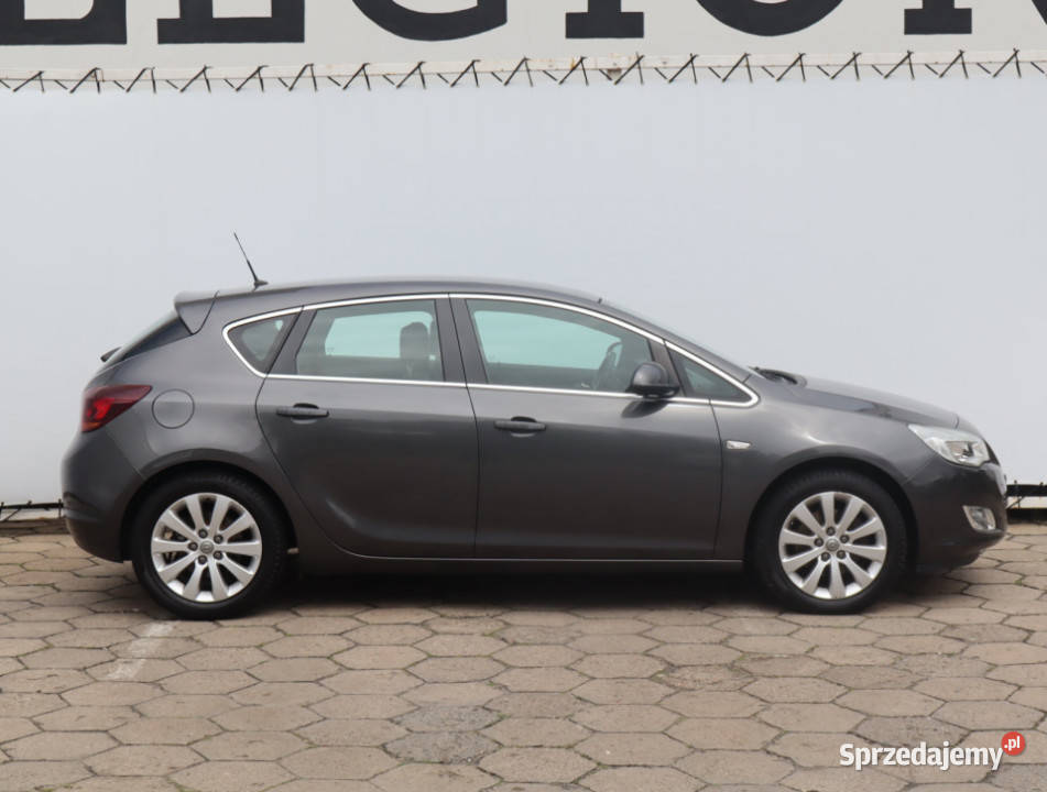 Opel Astra 17 CDTI łódzkie