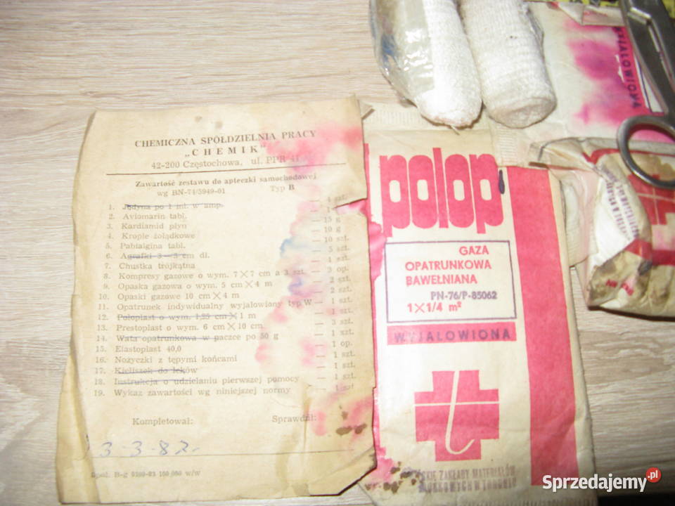 apteczka samochodowa zabytkowa kompletna Ostrołęka