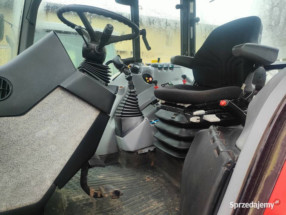 Ciągnik rolniczy Case CS 150 Massey Ferguson