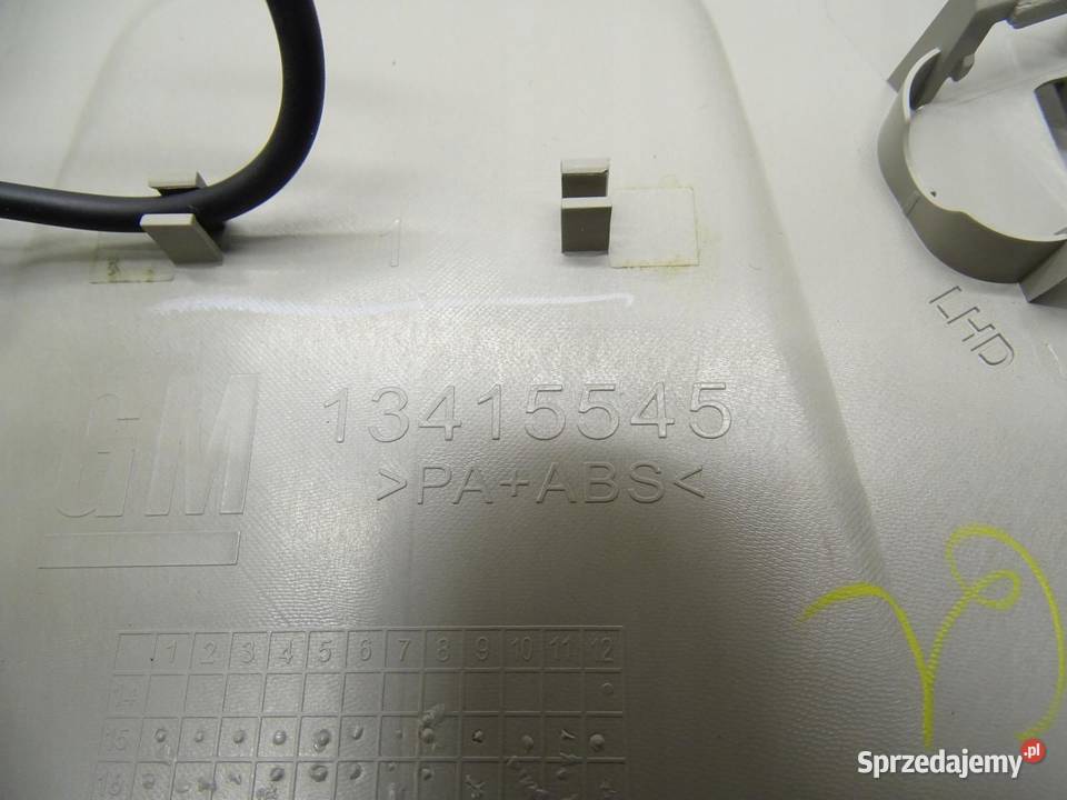 LAMPA OŚWIETLENIE KABINY PODSUFITKI OPEL ASTRA V Lampy przednie małopolskie