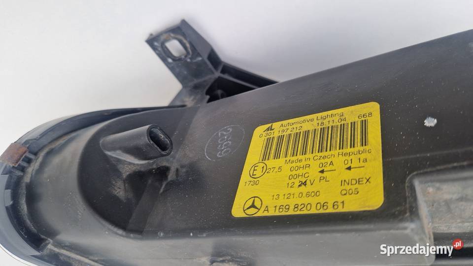 MERCEDES AKLASA W169 LAMPA PRZÓD PRZEDNIA PRAWA Słowikowo sprzedam