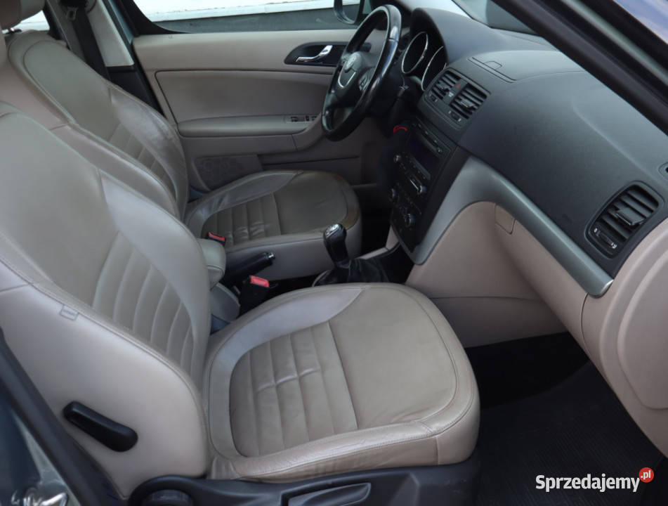 Skoda Yeti 18 TSI światła przeciwmgielne Łódź