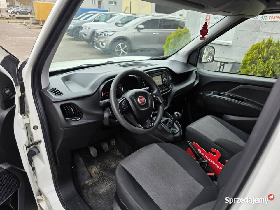 Fiat Doblo 16 Diesel 105 Klimatyzacja Komputer bluetooth Słupsk sprzedam