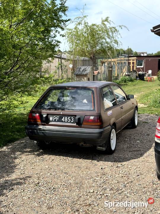 Nissan Sunny N13 17D nieuszkodzony sprzedam