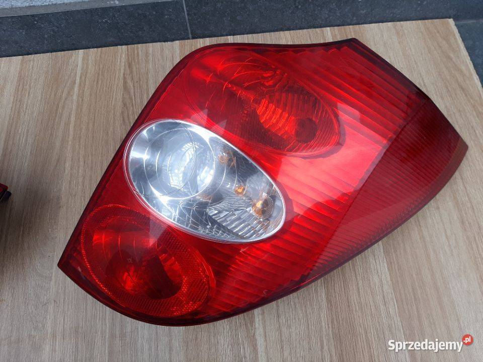 Lampa prawy tył Renault Laguna II