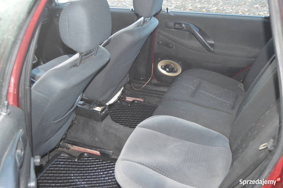 Passat B4 19 TDI w kombi bordowy Volkswagen Radzyń