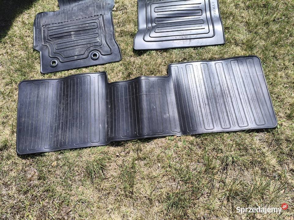Toyota Corolla dywaniki kpl gumowe oryginalne Sulejówek sprzedam