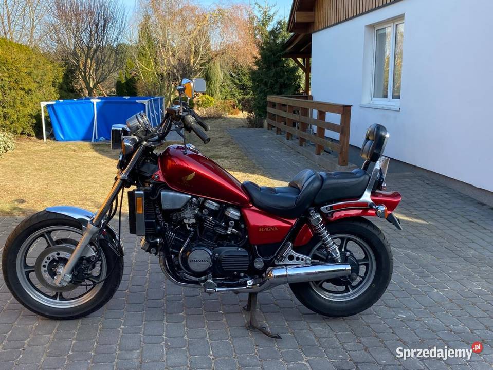 Honda VF 700C Magna Kołaczkowo