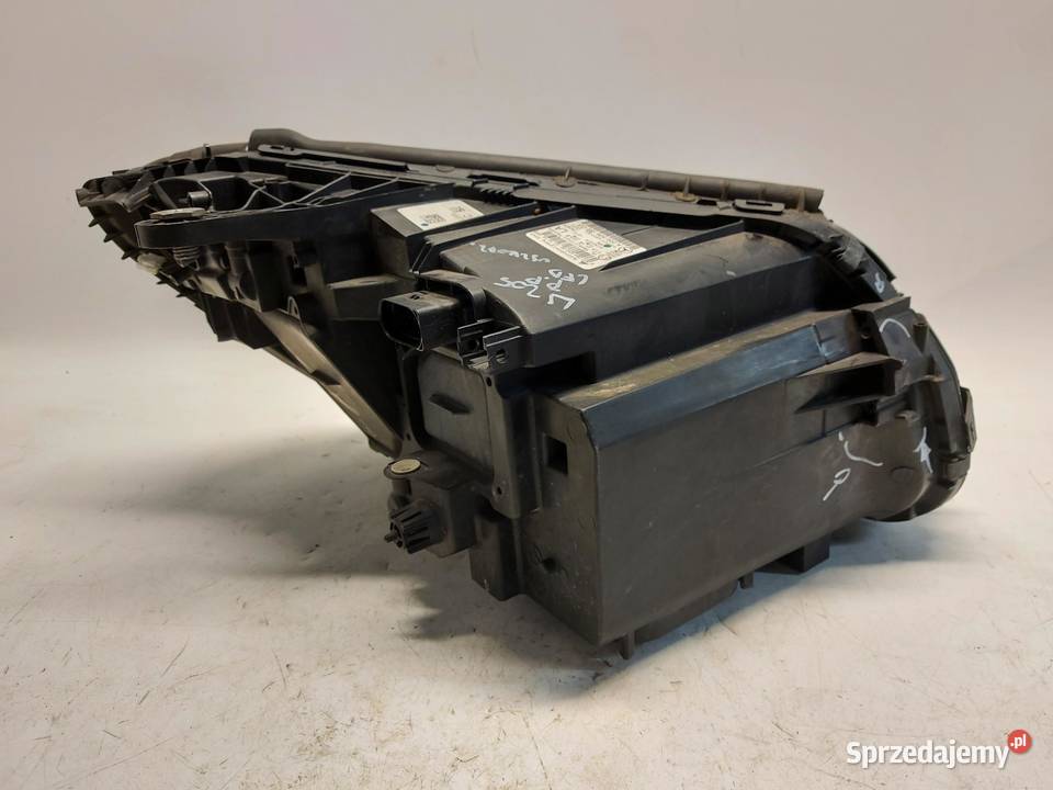 MERCEDES W205 Lampa przód lewa LED RHD UK