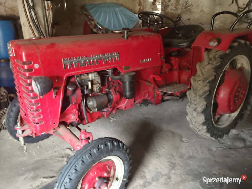 sprzedam zabytkowy ciągnik FARMALL D320 Trzcianka