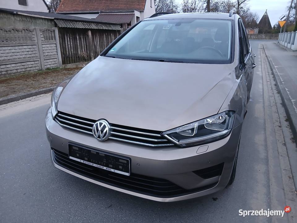 VW Golf sportsvan Automat 124 Samochody osobowe Dobrzyca