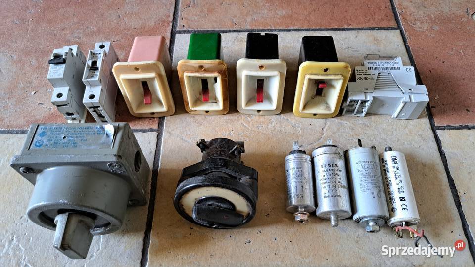 Przełączniki elektryczne z czasów PRL Pozostałe Leszno